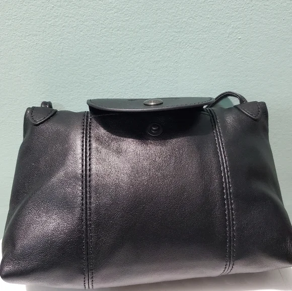 NEW LONGCHAMP Le Pliage Cuir Black Adjustable Strap Gunmetal Crossbody Bag - Picture 8 of 10